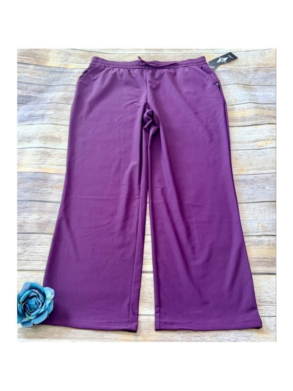 NWT SKECHERS HARMONY PANT
